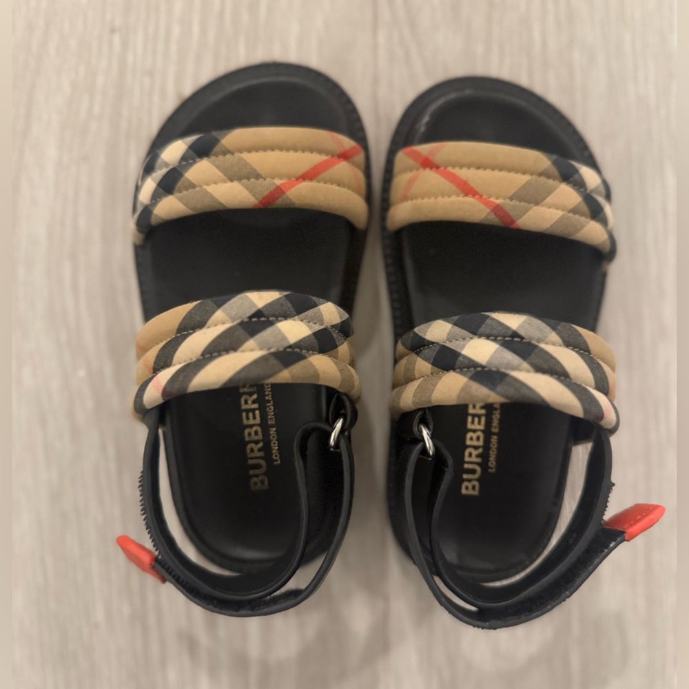 Burberry Kids Black and Tan Strap Sandals